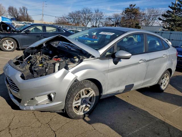  Salvage Ford Fiesta