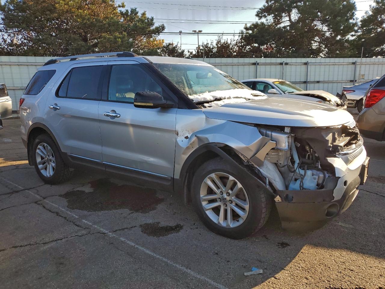 Ford Explorer Xlt Image 11