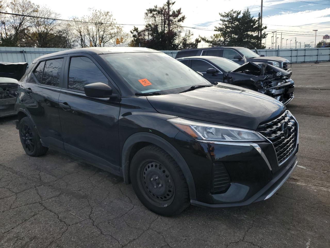 Nissan Kicks S Image 12