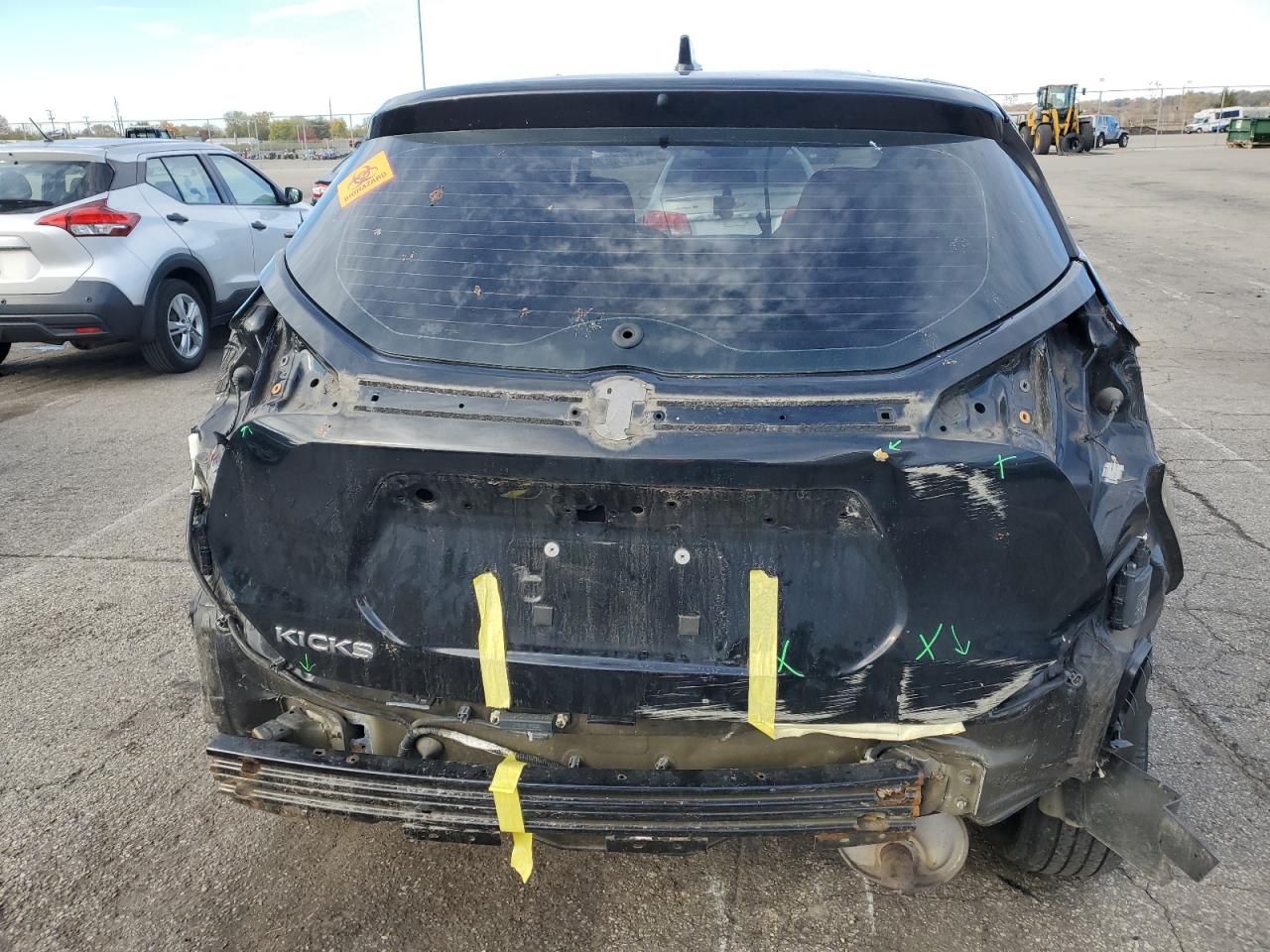 Nissan Kicks S Image 3