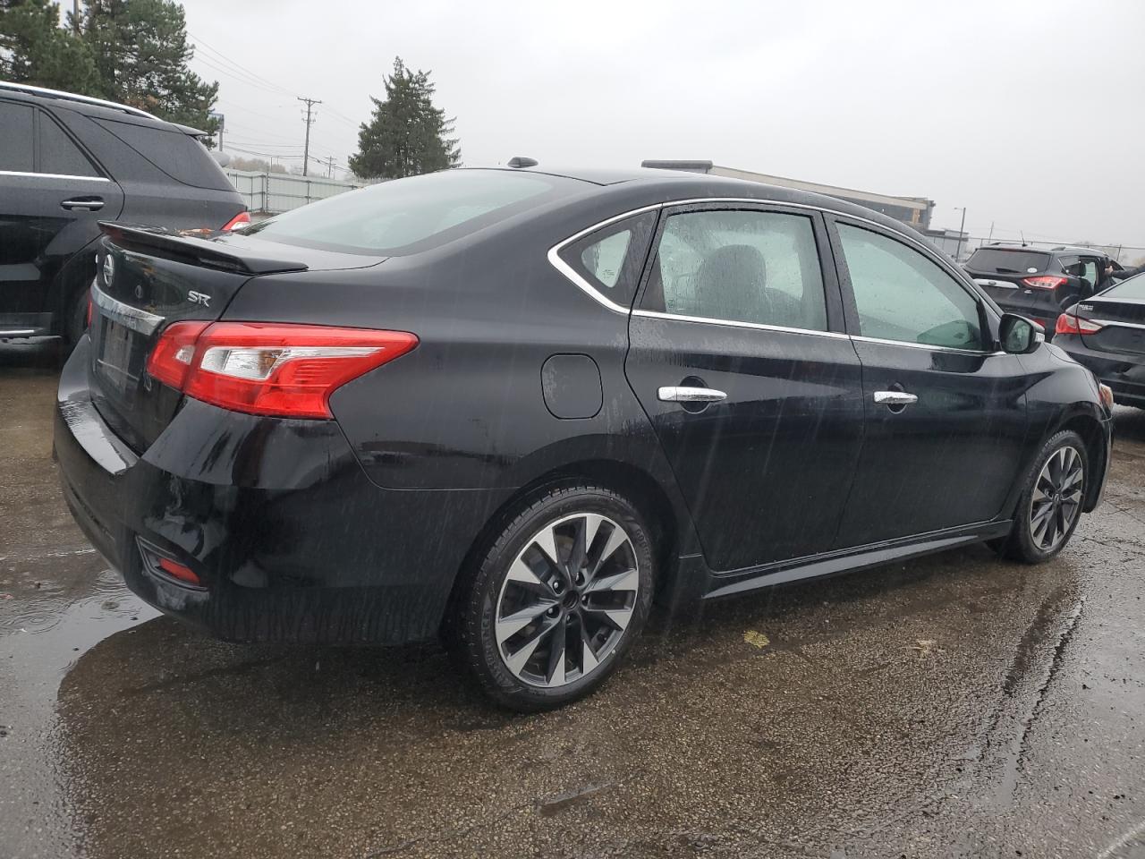 Nissan Sentra S Image 7