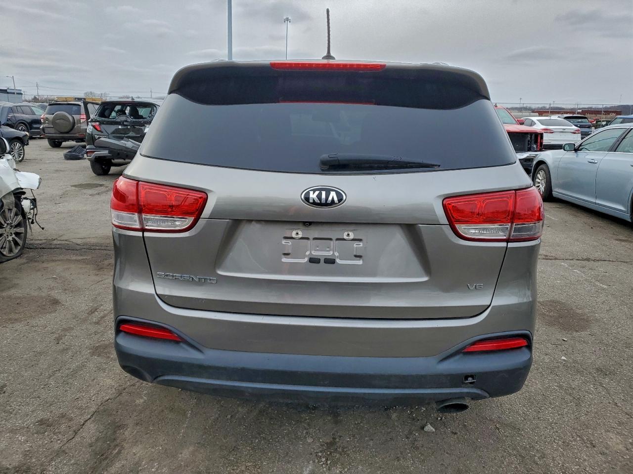 Kia Sorento Lx Image 3