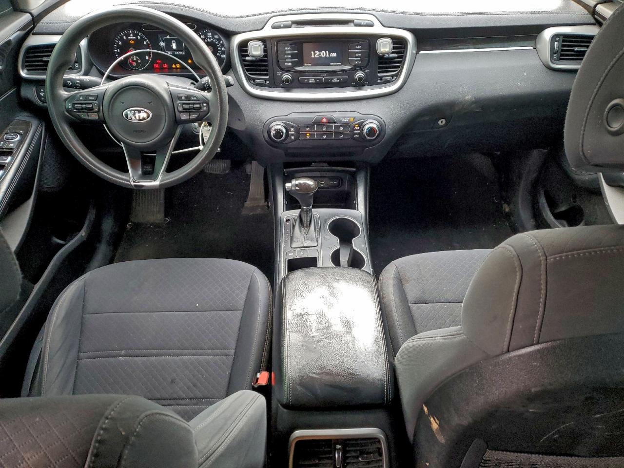 Kia Sorento Lx Image 5