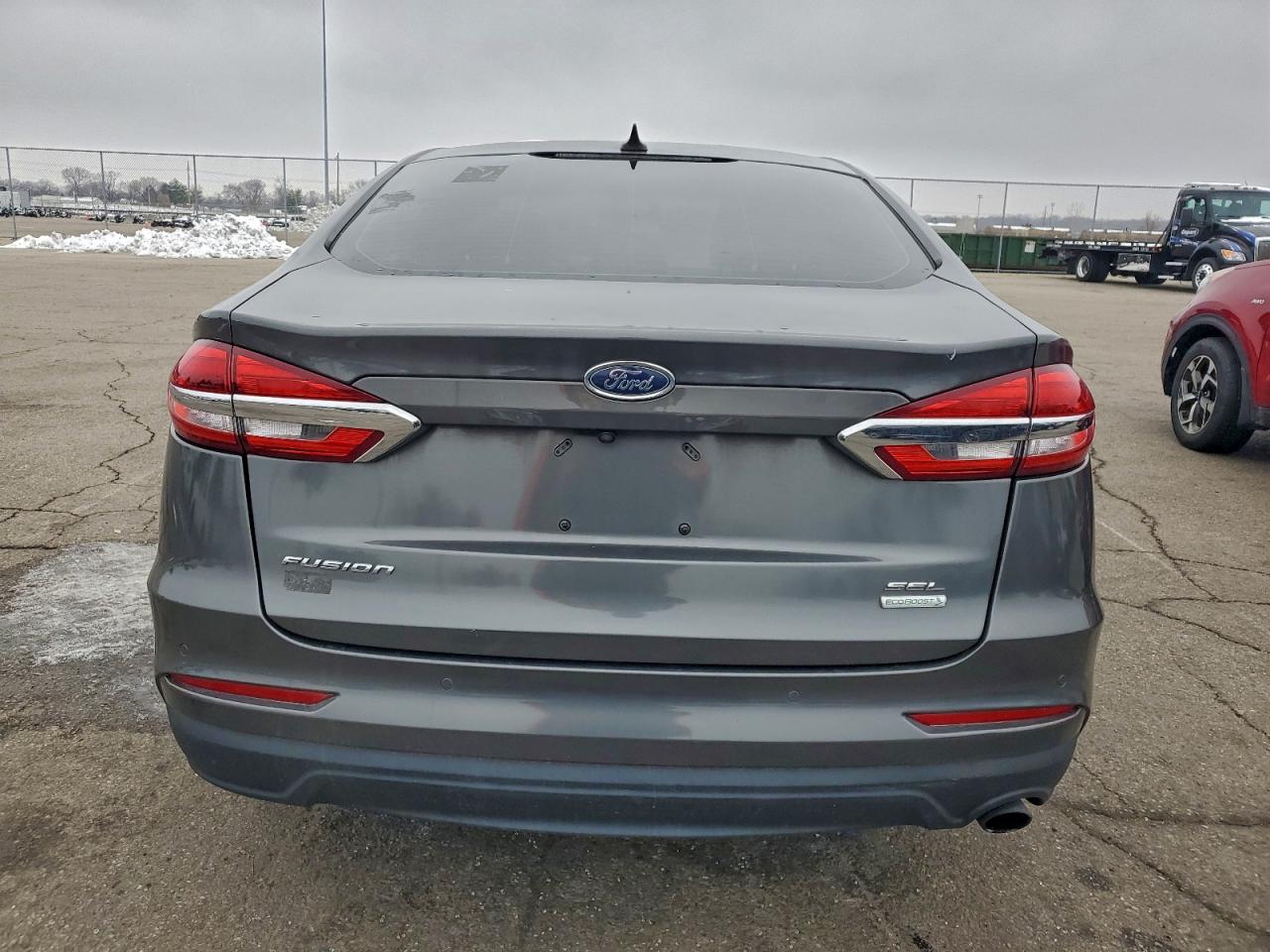 Ford Fusion Sel Image 10