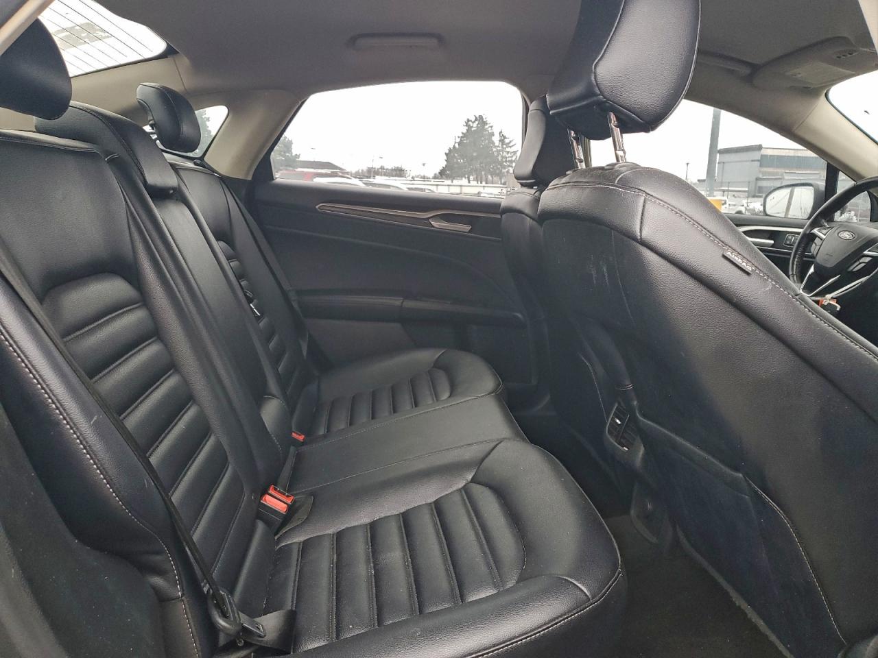 Ford Fusion Sel Image 8