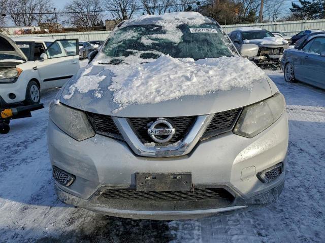 Nissan Rogue S Image 2
