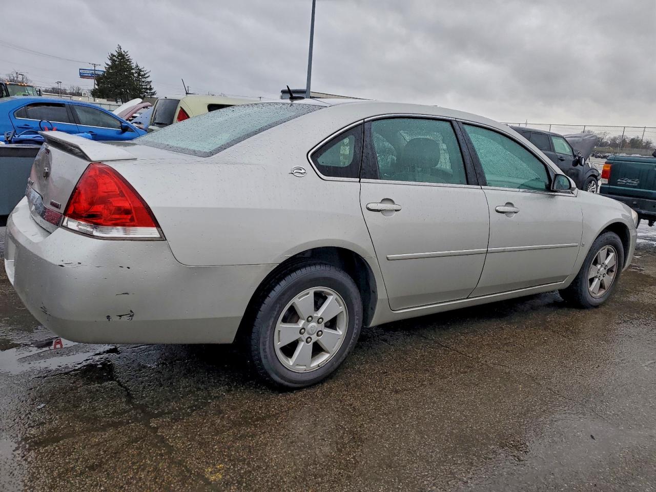 Chevrolet Impala Lt Image 2