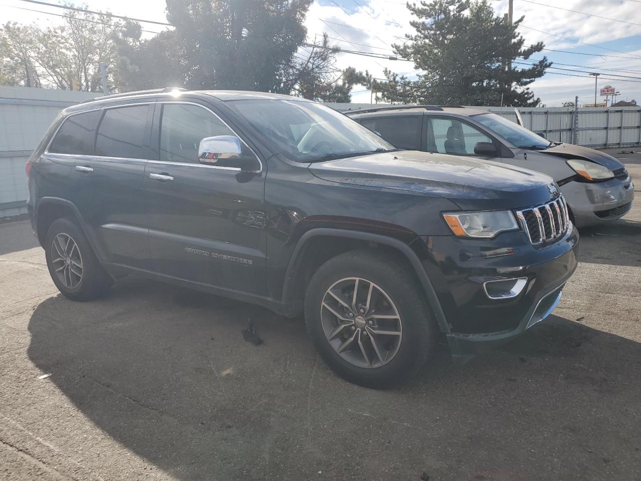 Jeep Grand Cherokee Limited Image 4
