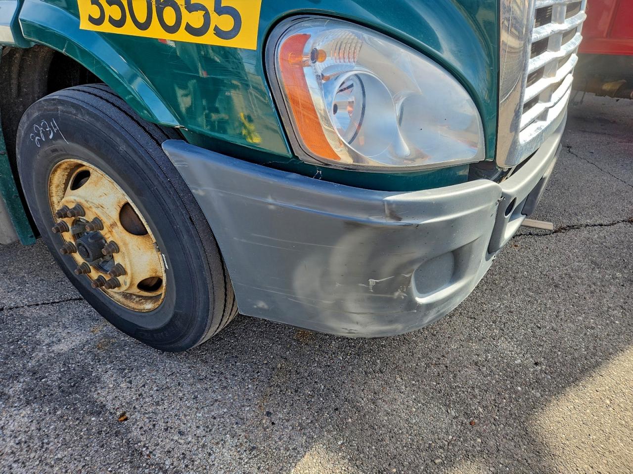 Freightliner Cascadia 1 Image 6