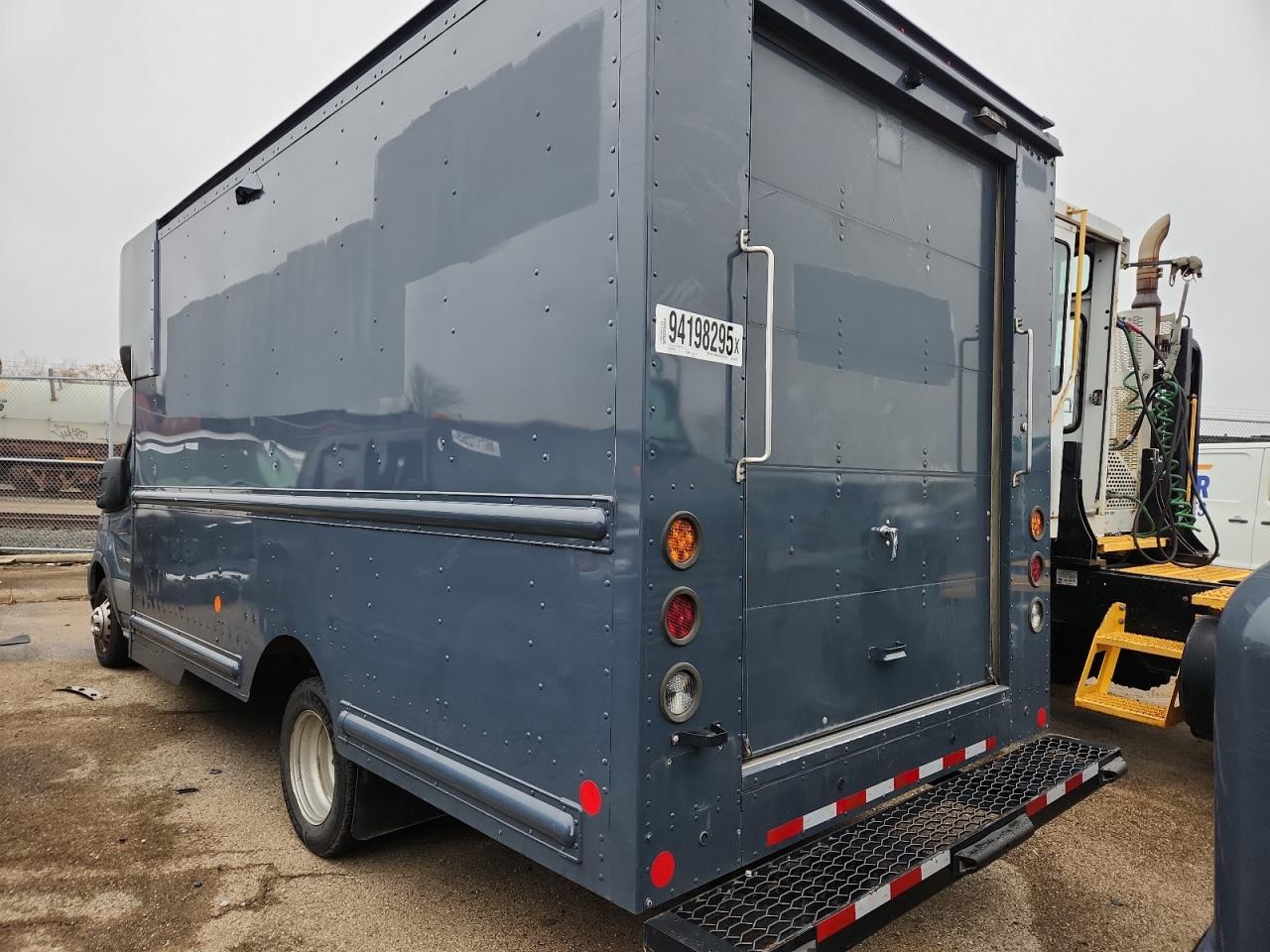 Ford Transit T-350 Hd Image 2