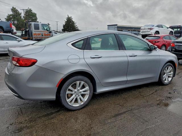 Chrysler 200 Limited Image 3
