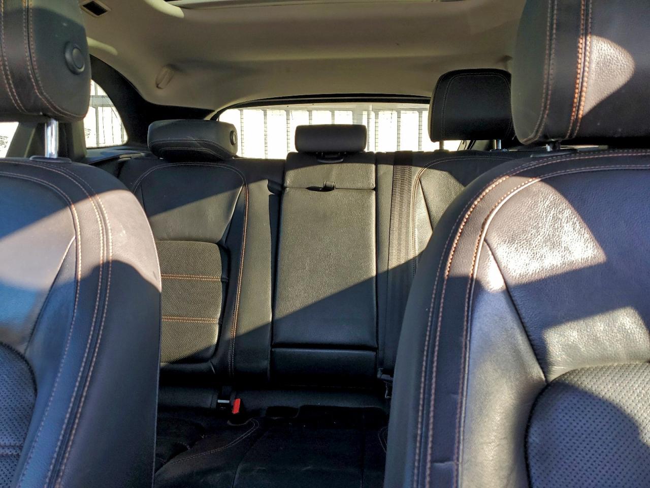 Jaguar F-PACE Prestige Image 8