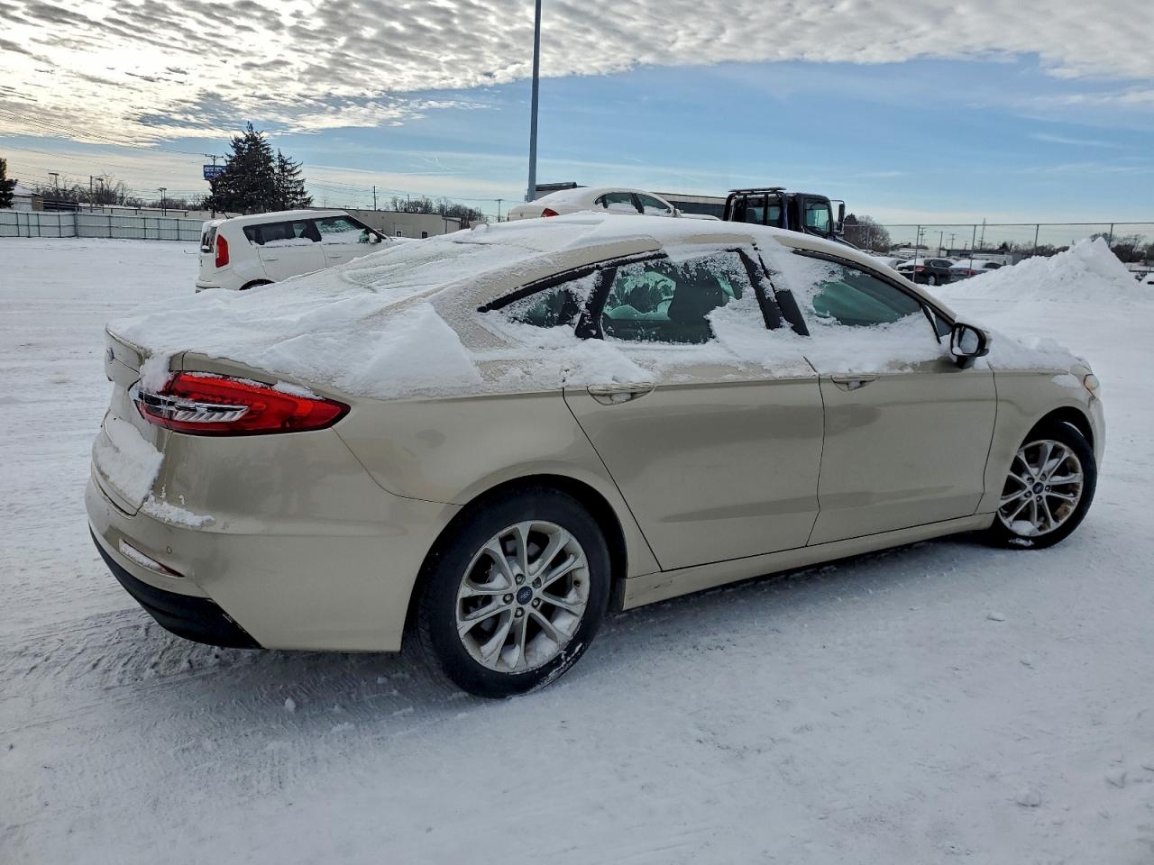 Ford Fusion Se Image 11