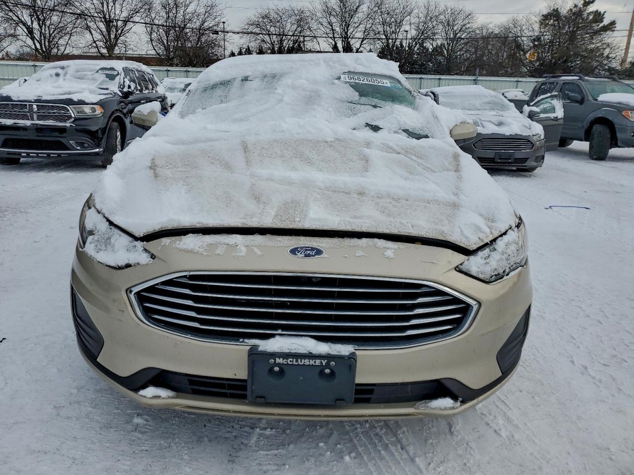 Ford Fusion Se Image 4