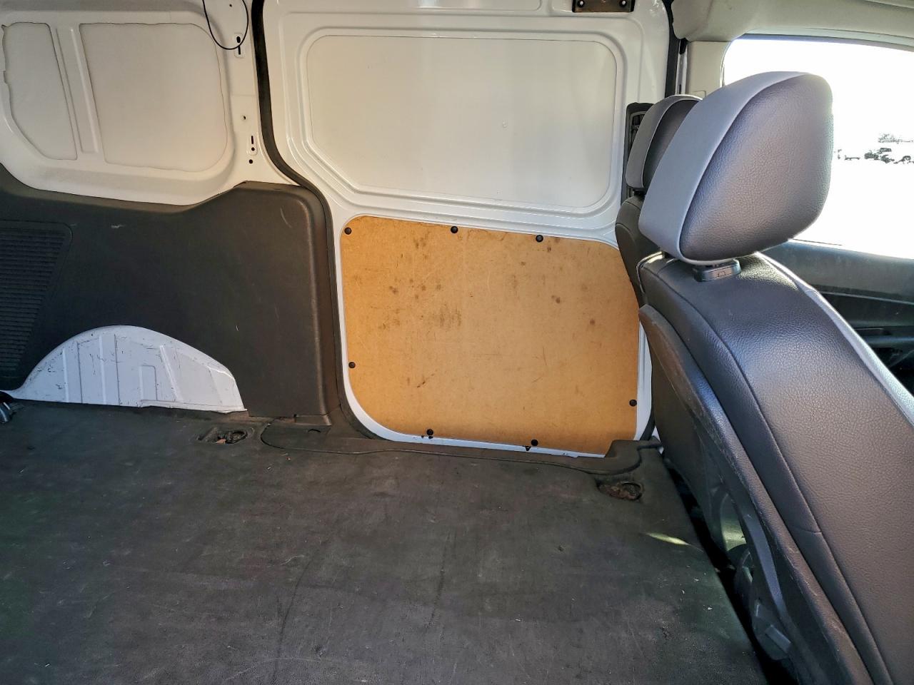 Ford Transit Xl Image 12