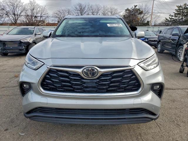 Toyota Highlander Limited Image 4