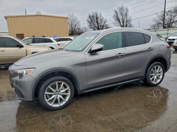 Salvage Alfa Romeo Stelvio