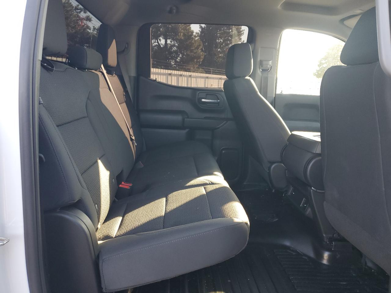 GMC Sierra K1500 Image 4