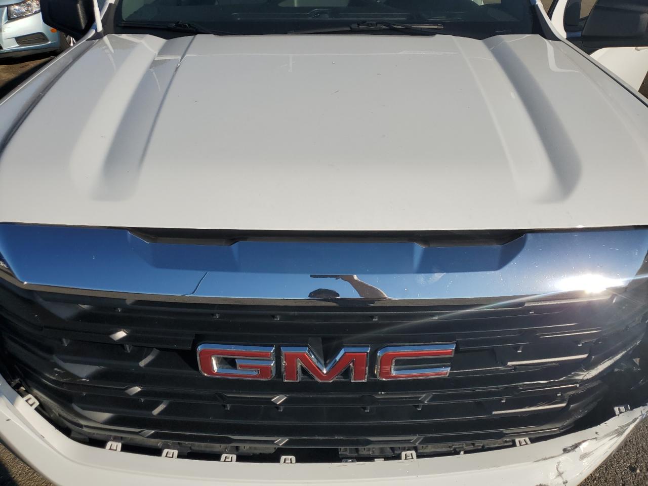 GMC Sierra K1500 Image 12