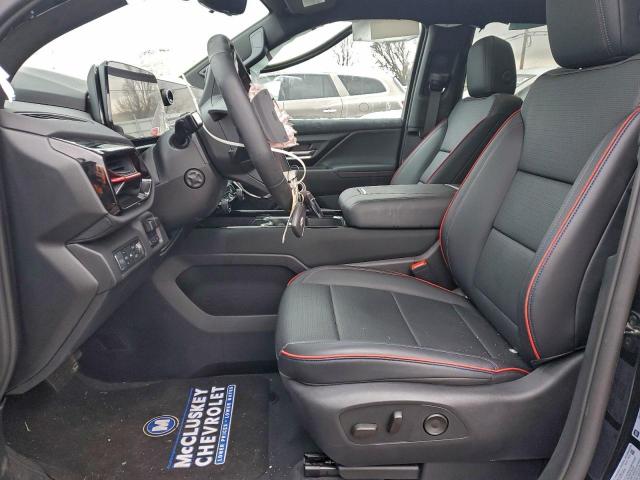 Chevrolet Silverado Rst Image 2