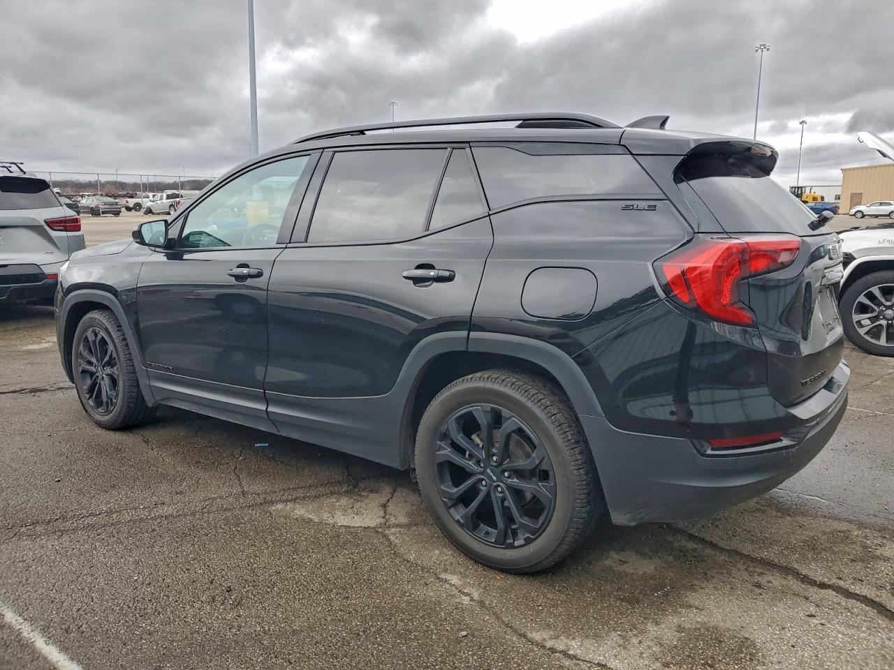 GMC Terrain Sle Image 2
