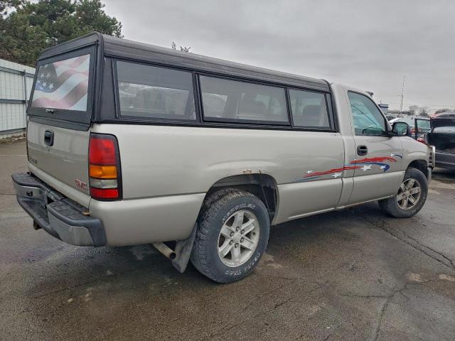 GMC Sierra C1500 Image 7