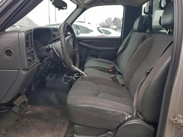 GMC Sierra C1500 Image 10