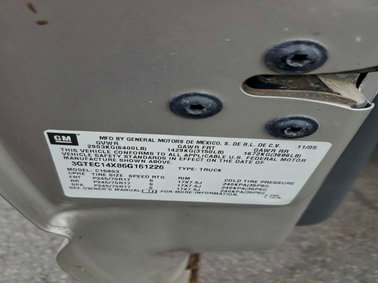 GMC Sierra C1500 Image 8