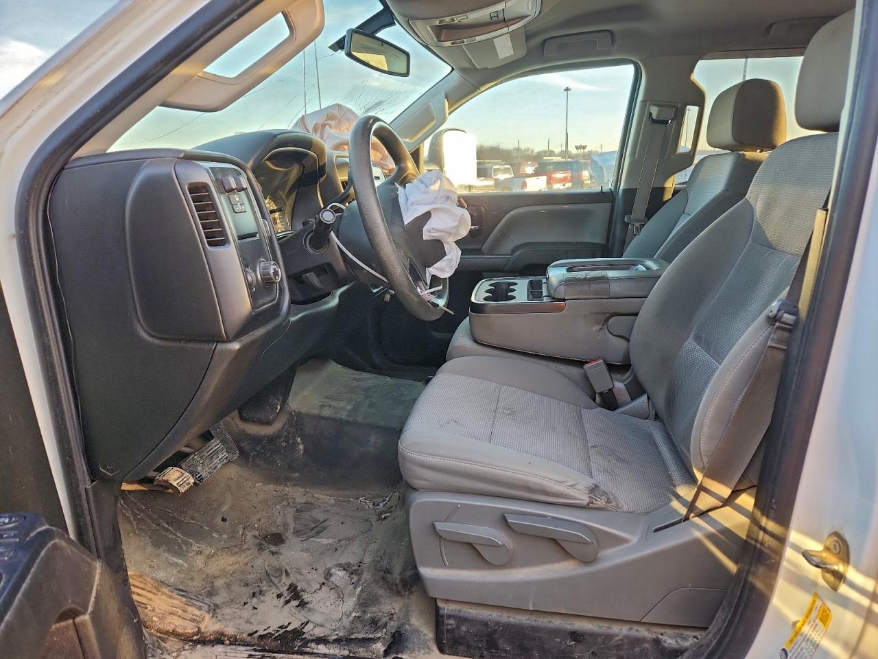 Chevrolet Silverado C2500 Heavy Duty Image 5