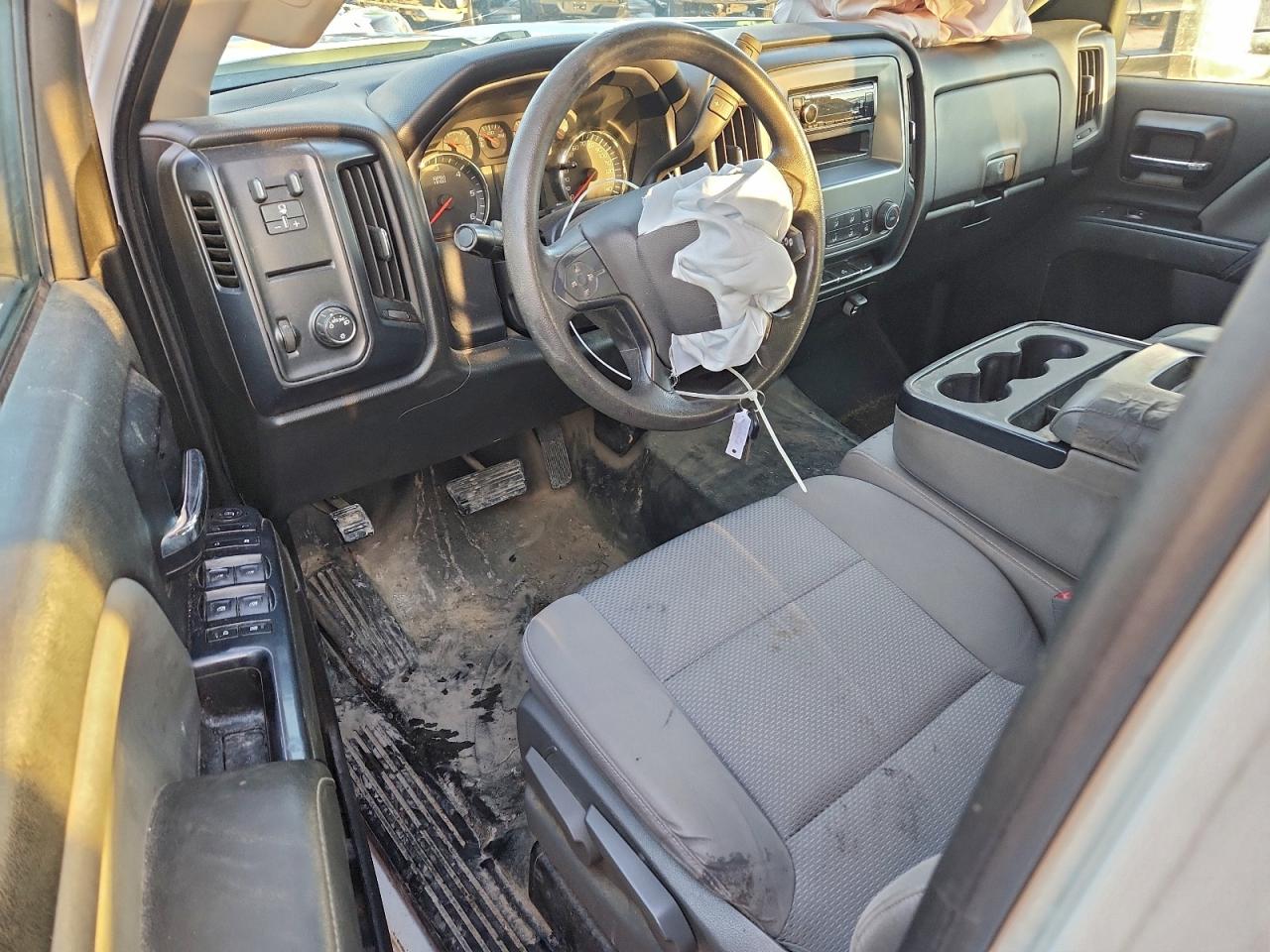 Chevrolet Silverado C2500 Heavy Duty Image 8