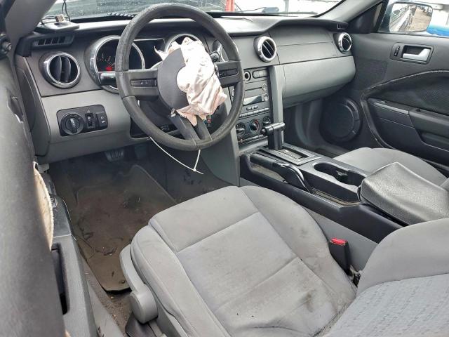 Ford Mustang Image 10