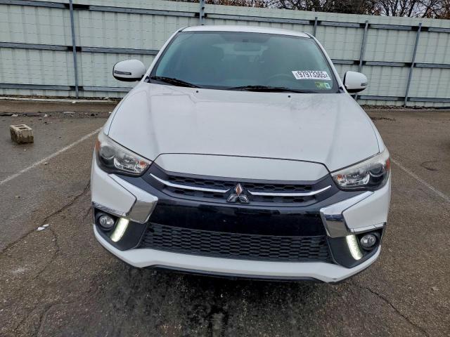 Mitsubishi Outlander Es Image 12