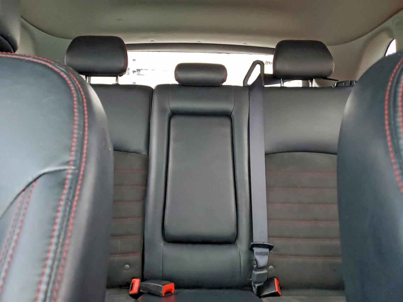 Mitsubishi Outlander Es Image 2