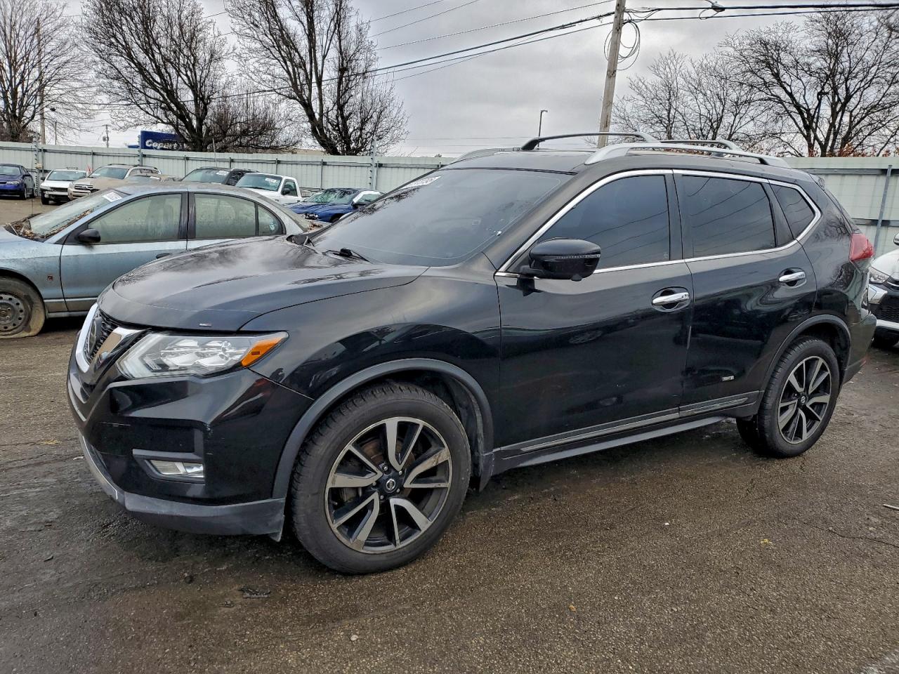 Nissan Rogue S Image 1