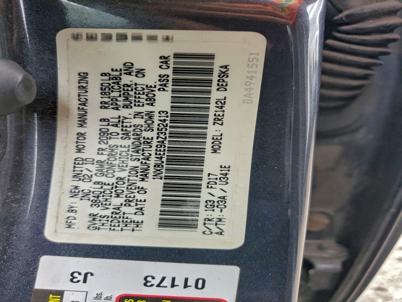 Toyota Corolla Base Image 8