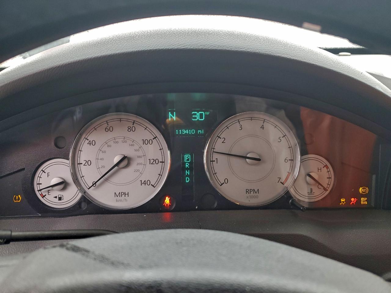 Chrysler 300 Touring Image 11