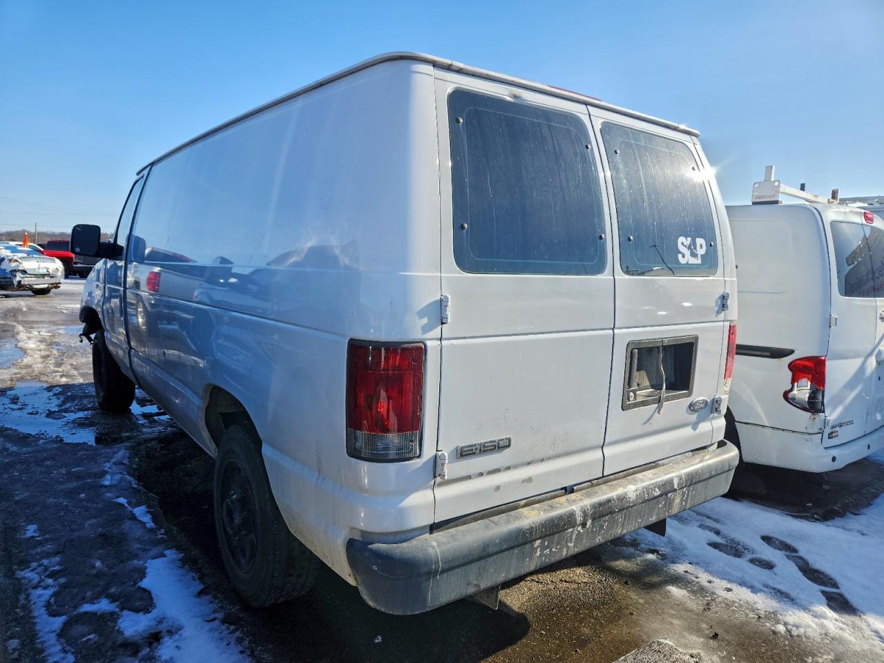 Ford E-150 E150 Van Image 7