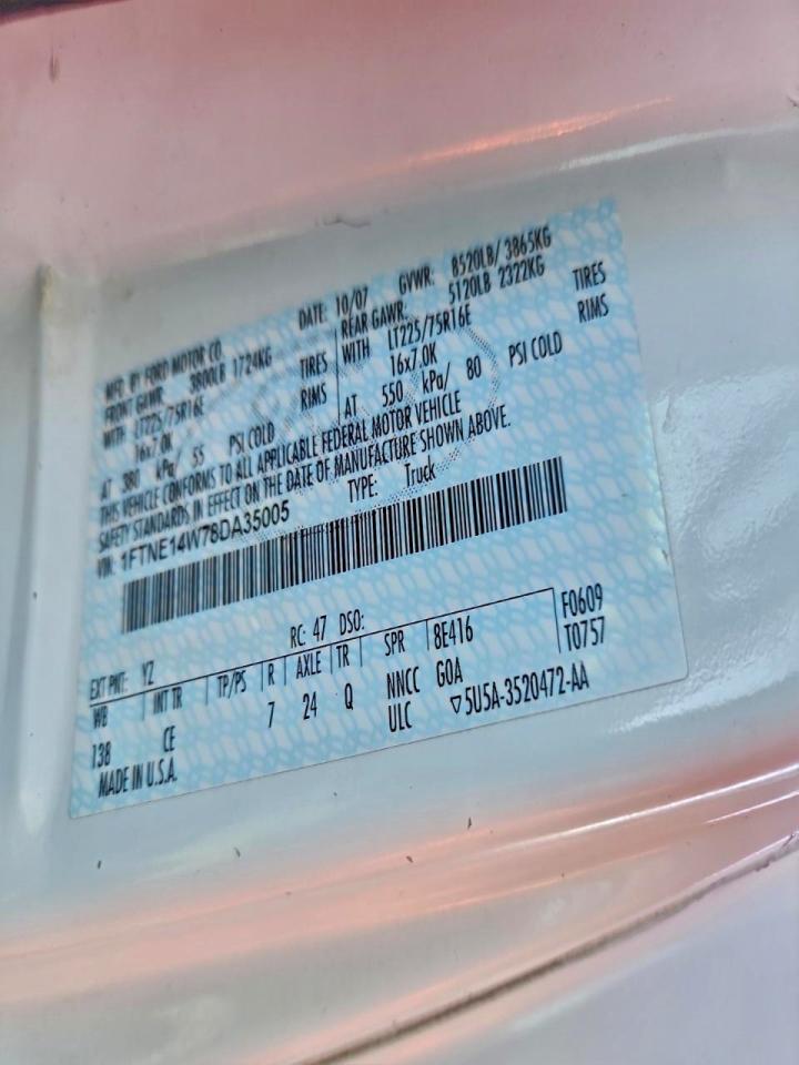 Ford E-150 E150 Van Image 9