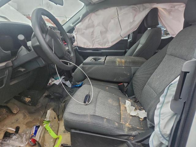 Ford F-150 Xl Image 4