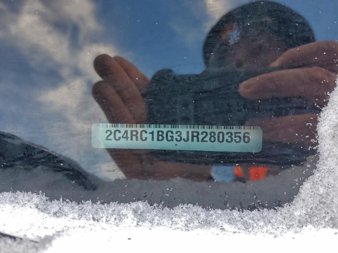 Chrysler Pacifica Touring L Image 5