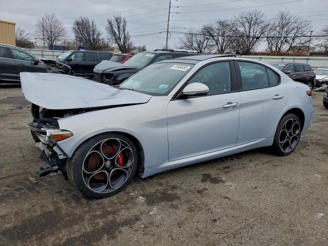  Salvage Alfa Romeo Giulia Sup