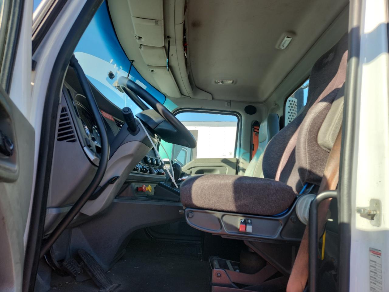 Kenworth T680 T680 Image 6