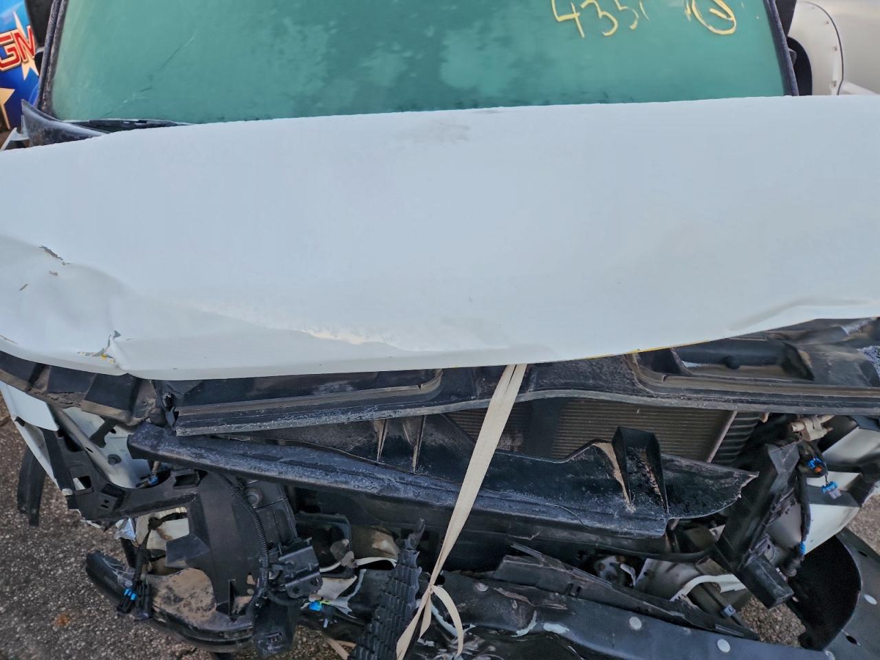 Chevrolet Express Image 9