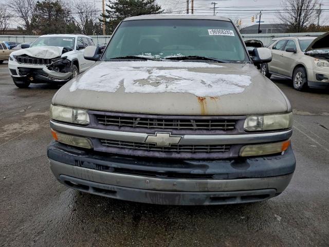 Chevrolet Silverado C1500 Image 12