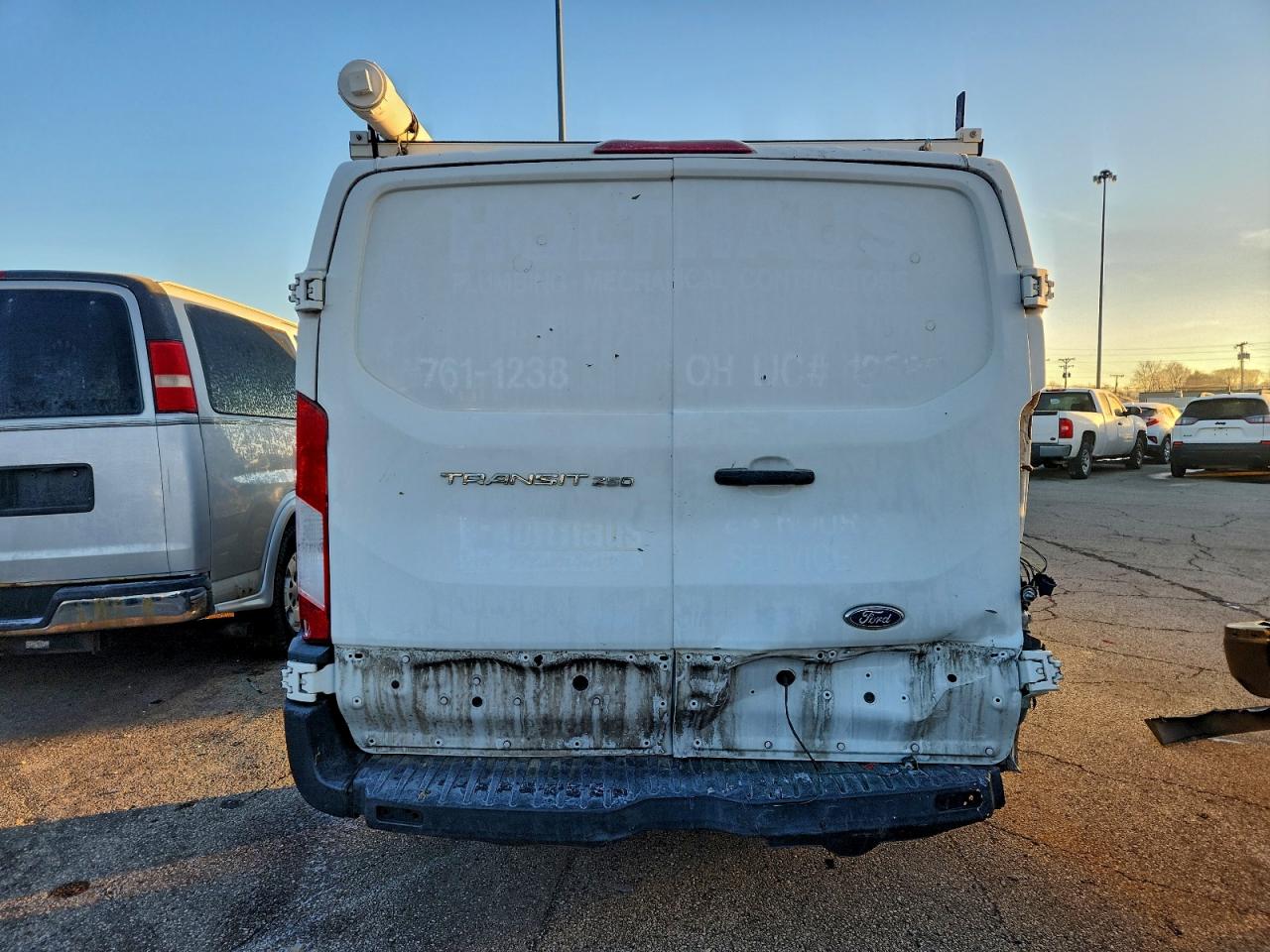 Ford Transit T-250 Image 6