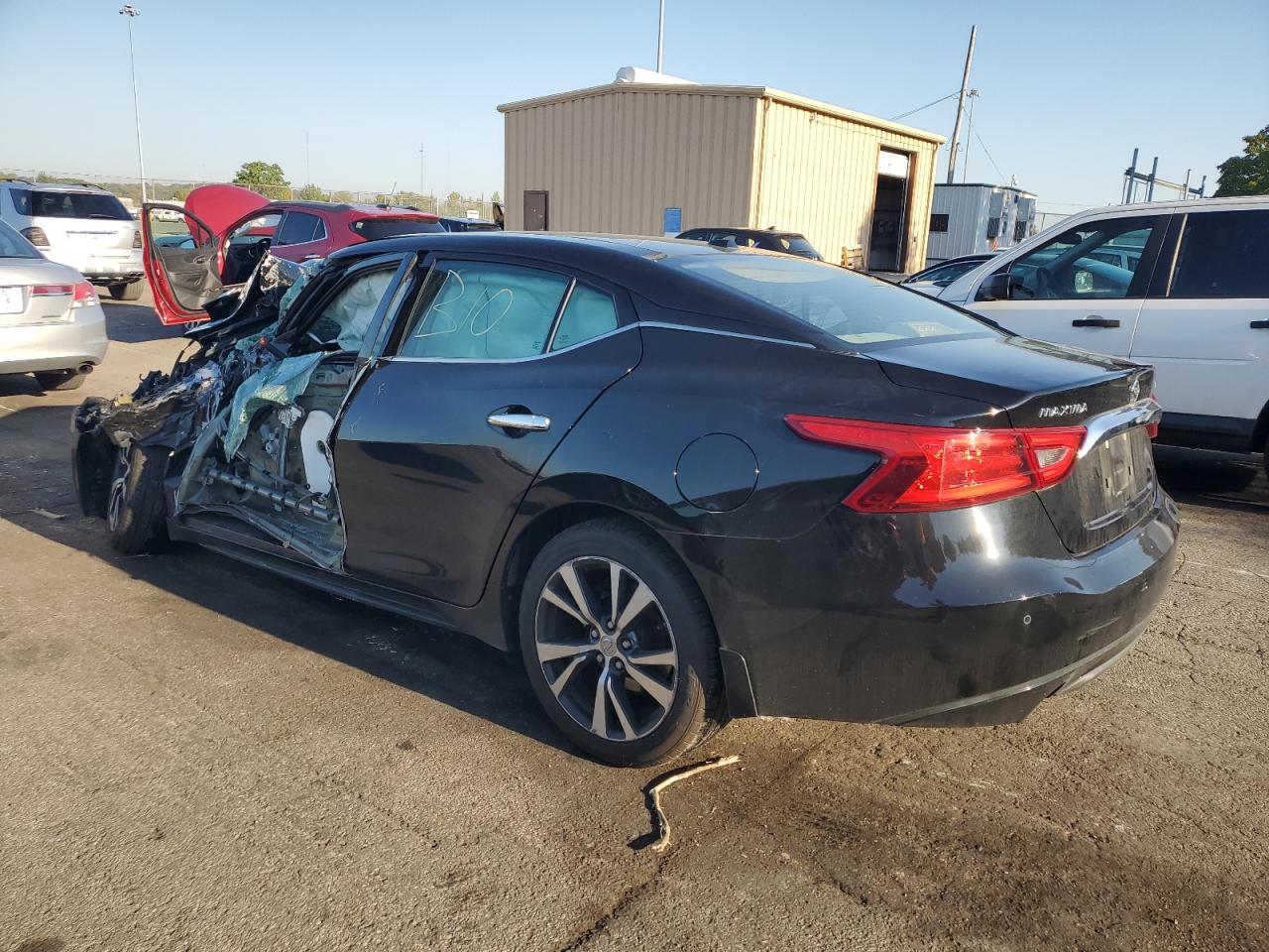 Nissan Maxima 3.5s Image 4