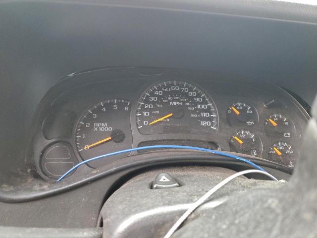 Chevrolet Suburban C1500 Image 5