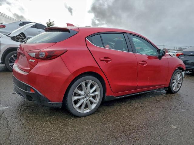Mazda 3 Grand Touring Image 2