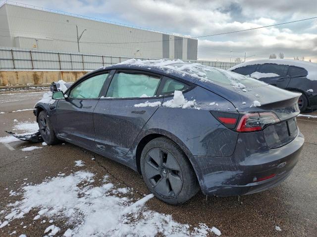 Tesla Model 3 Image 9