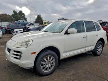  Salvage Porsche Cayenne